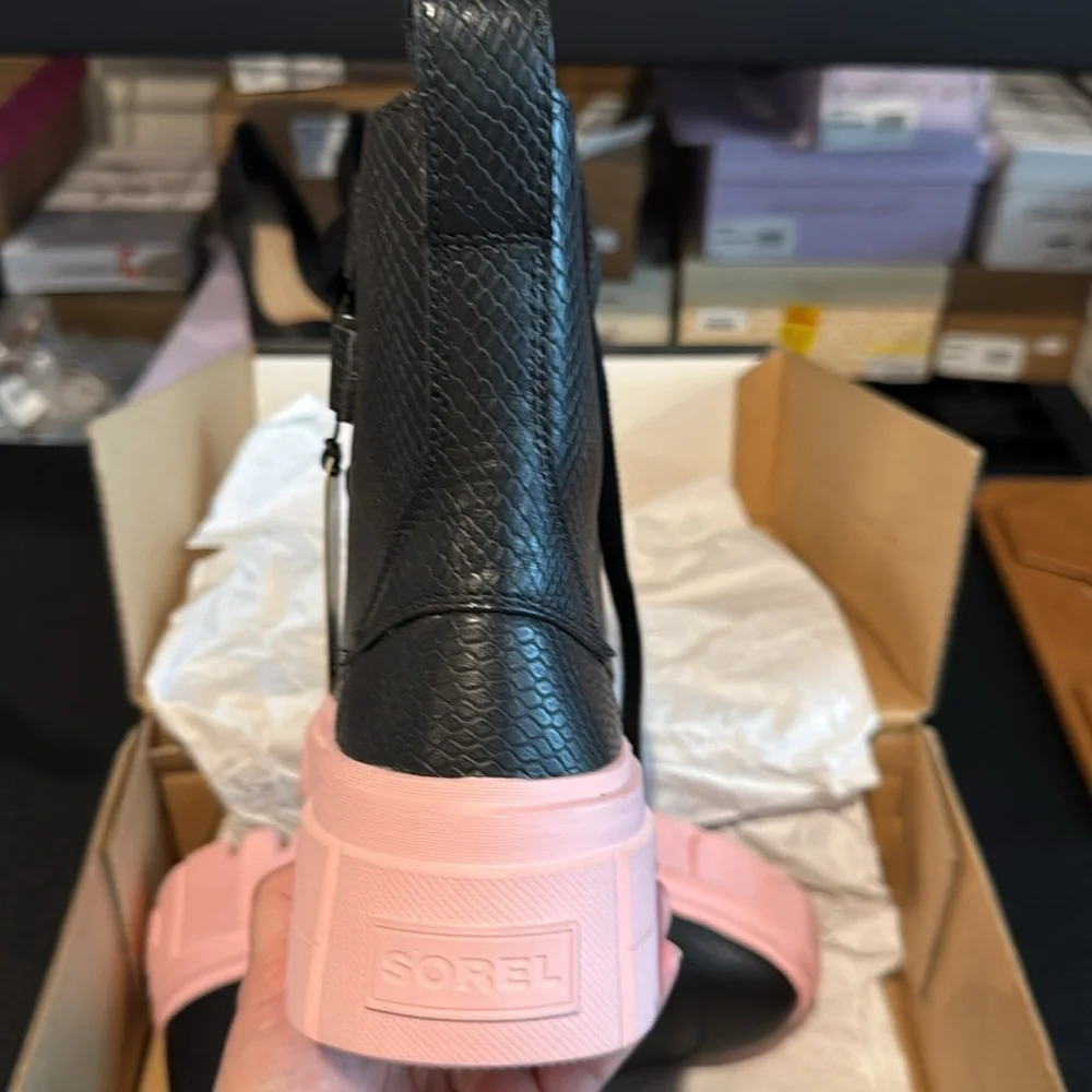 14. Sorel Women's Caribou Lace-up Wp Boots
Black and Vintage Pink Women's Boots - Picture 5 of 7